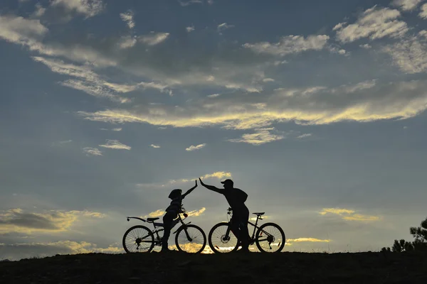 Bike adventure i cieszyć się przyrodą — Zdjęcie stockowe