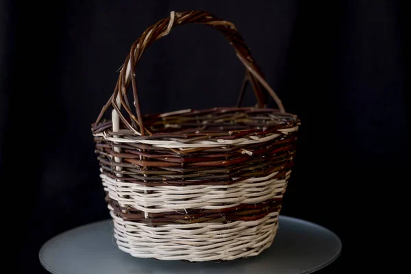 Handmade Basket Made Fresh Branches Natural Willow Wood — Stock Photo, Image