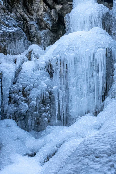 Congelamento Cachoeiras Formação Ciclones Época Mais Dura Clima — Fotografia de Stock