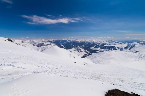雪山のパノラマ ビュー — ストック写真