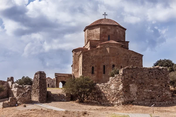 Jvari monastery in Georgia — Stock Photo, Image