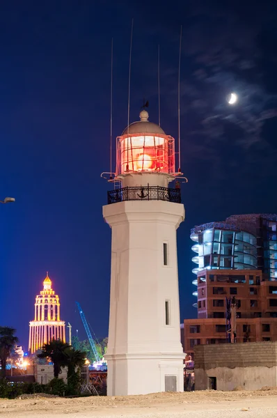 BATUMI - 6 DE JULIO: vista sobre el faro en Batumi, Georgia — Foto de Stock