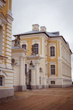 Rundale Palace, park