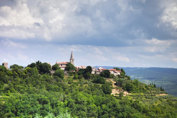 Rovigno är en stad i Kroatien ligger på norra Adriatiska havet — Stockfoto