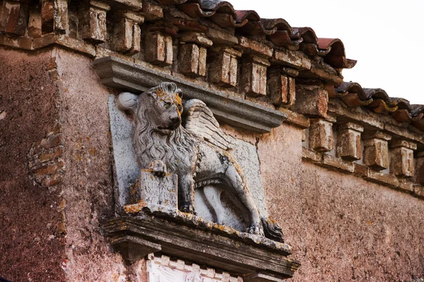 Motovun Hırvatistan 'ın orta Istria kentinde bir köydür.