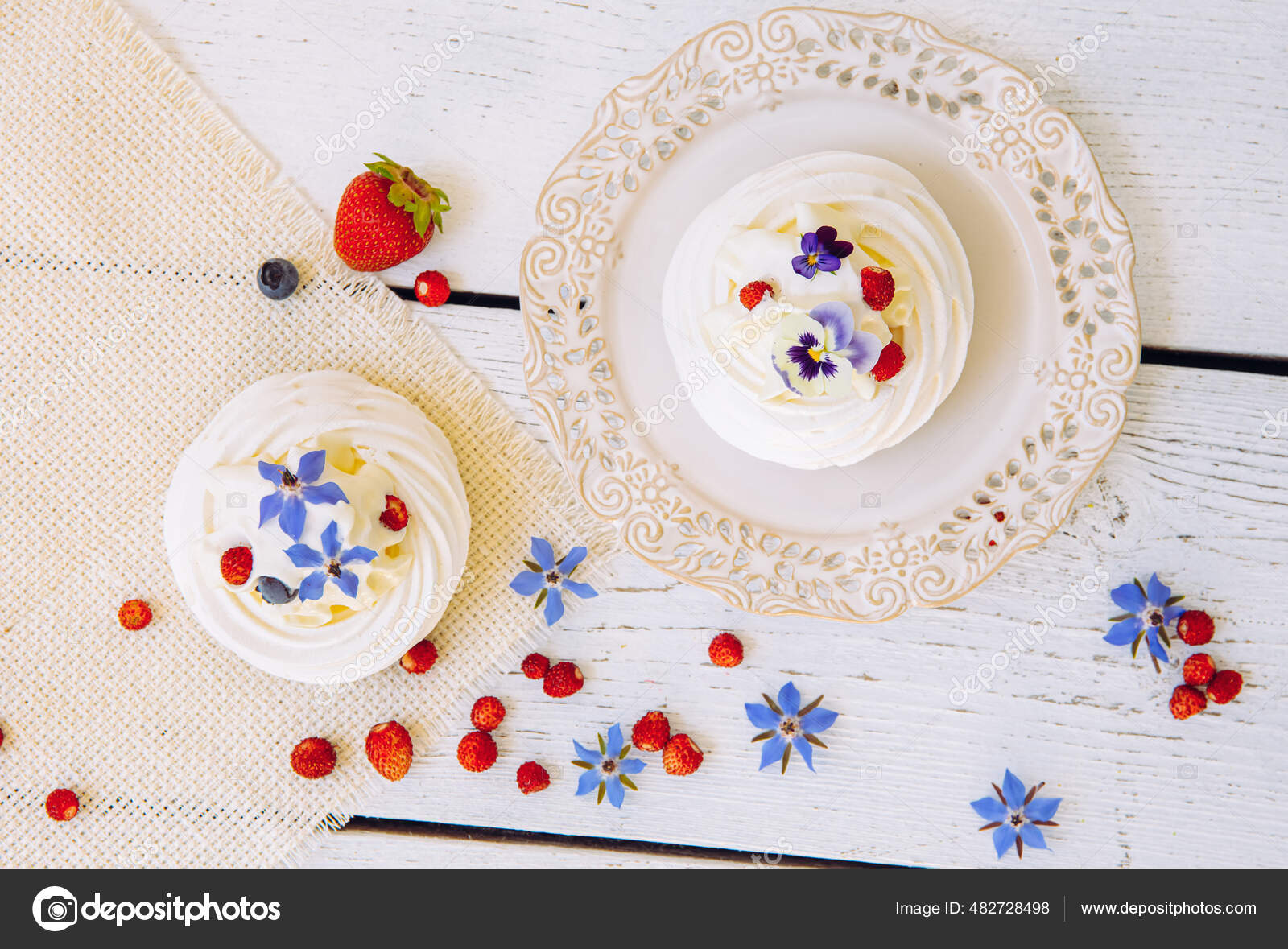 Bolo de chantilly feminino. - Casa da abelha bolos