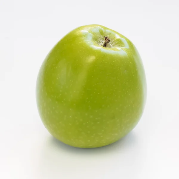 Green apple on white background — Stock Photo, Image