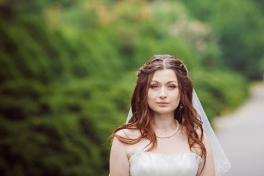 güzel gelin portresi