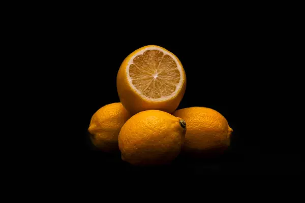 Fruta Limão Fundo Escuro — Fotografia de Stock