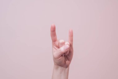 El hareketi işareti, kopyalama alanı, yakın çekim. El işaretleri iletişim konsepti