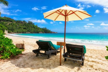 güzel tropik boş kum plaj manzarası 