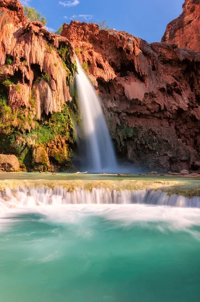 Grand Canyon, havasupai indisches Reservat, erstaunliche havasu Wasserfälle in arizona — Stockfoto