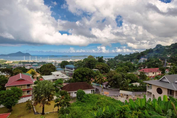 Een weergave van Seychellen kapitaal victoria, mahe — Stockfoto