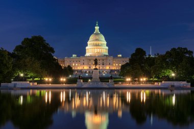 US Capitol Binası, gece, Washington DC, ABD.