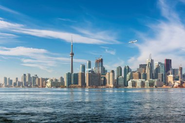 Toronto City gökyüzü güneşli yaz gününde, Toronto, Ontario, Kanada.