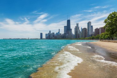 Chicago City gökyüzü güneşli bir günde Michigan Gölü, Chicago, Illinois, ABD