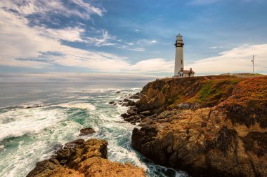 Cabrillo Hwy California güvercin işaret feneri