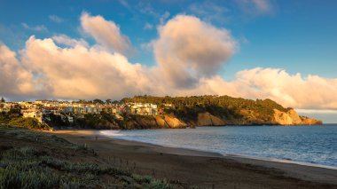 Güzel bir gündoğumu, San Francisco manzarası