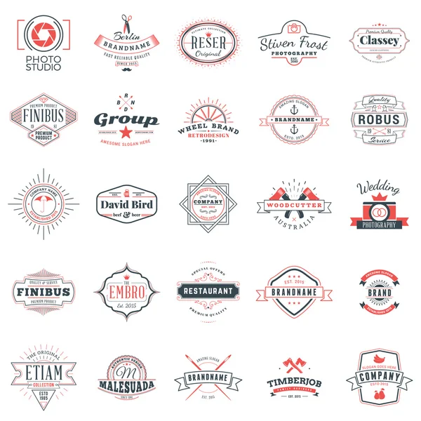 Set van retro logo sjablonen. Collectie van 25 items. Typografische badges. Pictogram symbolen. Etiketten. Zwart en rood kleuren — Stockvector