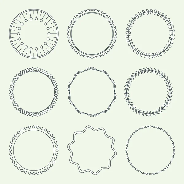 en az yuvarlak vintage çerçeve kümesi. vektör çizim