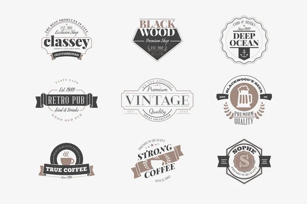 Conjunto de Hipster Insignias Retro, Etiquetas, Logotipos. Plantillas de diseño vectorial — Archivo Imágenes Vectoriales