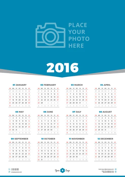 Calendar 2016 Vector Design Template. Week Starts Sunday — Stock Vector