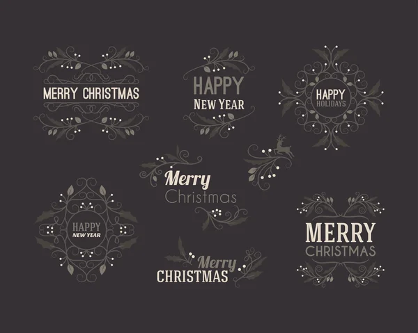 Conjunto de insignias de felicitación decorativas navideñas con rama de muérdago, bayas y elementos de diseño tipográfico. Ilustración vectorial dibujada a mano Ilustración de stock