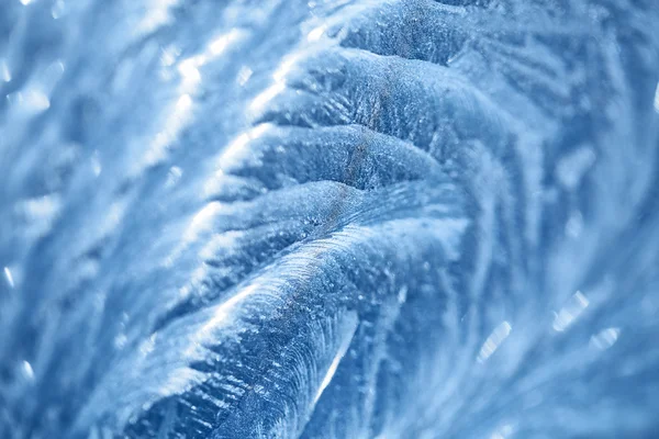 겨울 유리 위의 얼음 무늬 — 스톡 사진