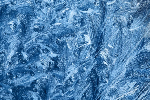 Modèles de glace sur verre d'hiver — Photo