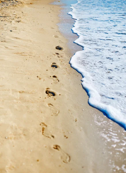 Plaża z fala — Zdjęcie stockowe