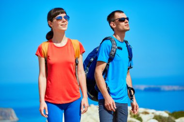 Seyahat etmek sırt çantaları ile