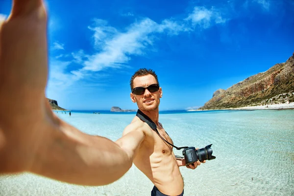 Hombre en el mar — Foto de Stock