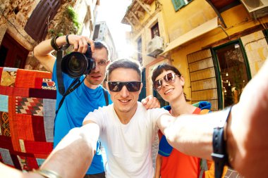 turistler eski şehir