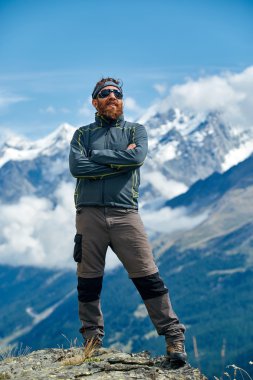 üst kısmındaki Kur fiyatı