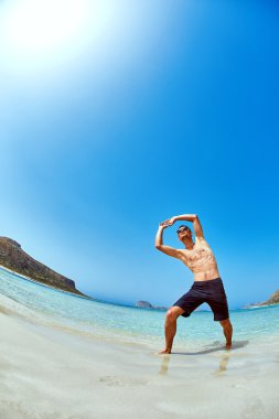 mutlu bir adam deniz