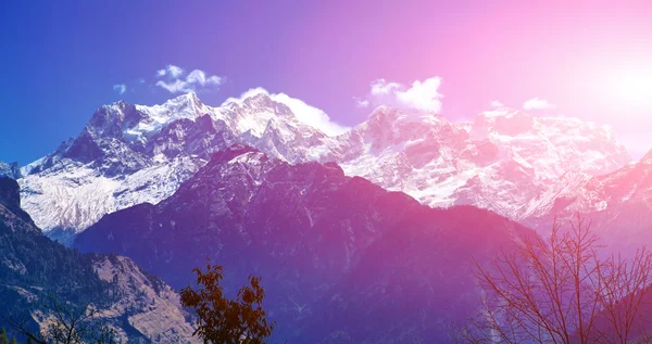 Snow capped mountains. — Stock Photo, Image