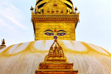 İpucu bir Budist tapınağı