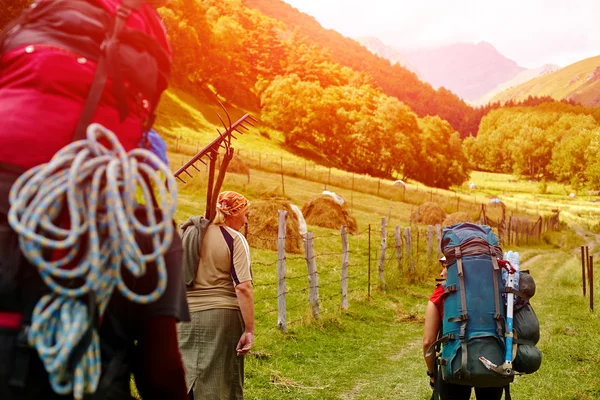 Wanderer in den Bergen — Stockfoto