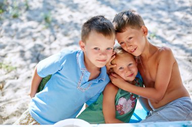 Sahilde bir aile