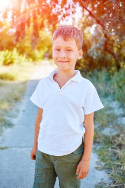 Çocuk kameraya benziyor 