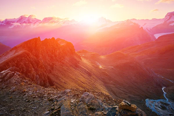 Sunrise in the mountains — Stock Photo, Image
