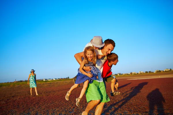 Aile alanında — Stok fotoğraf