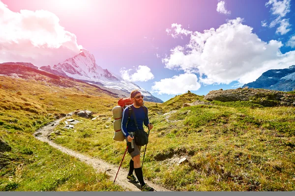 Wanderer in den Bergen — Stockfoto