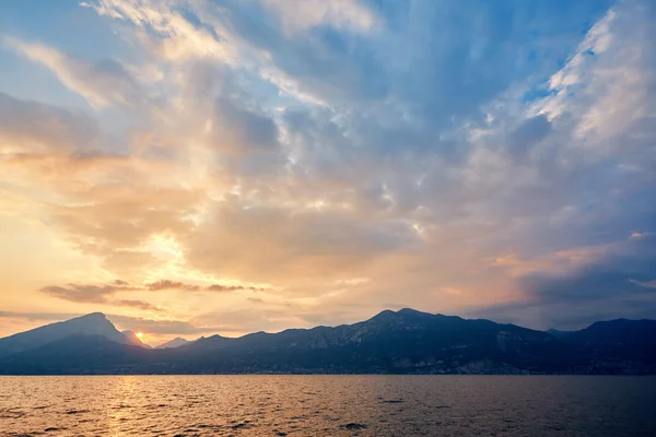 Garda lake at sunset — Stock Photo, Image