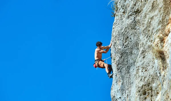 Scalatore di roccia maschio — Foto Stock