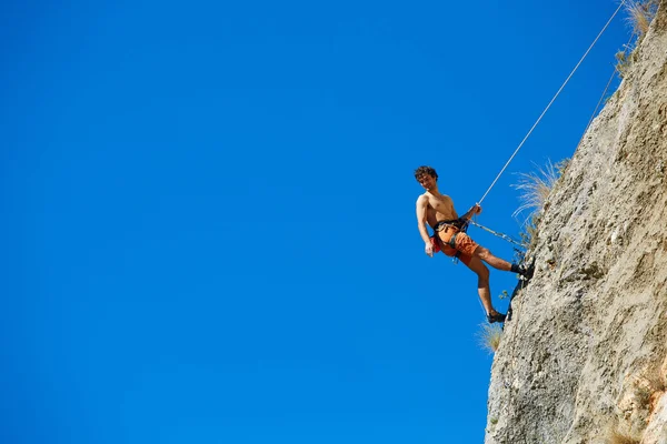 Male rock climber — Stock Photo, Image