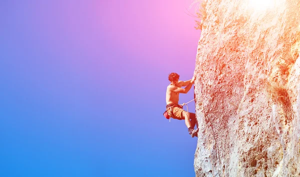 Männlicher Kletterer — Stockfoto