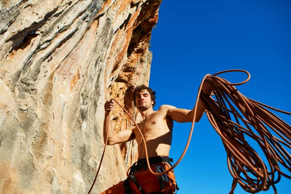 Climber with the rope — Stock Photo, Image