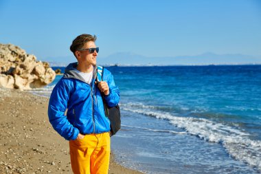 seyahat etmek sırt çantası ile