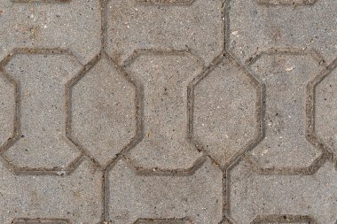 Gerçek dokunun soyutlaşması, binalara, evlere, kültürel nesnelere sıva kalıbı şeklinde hacim kalıpları, betondan dökülen ve boyayla boyanan rahatlama